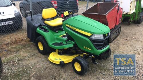 JOHN DEERE X305R KEY IN P'CABIN