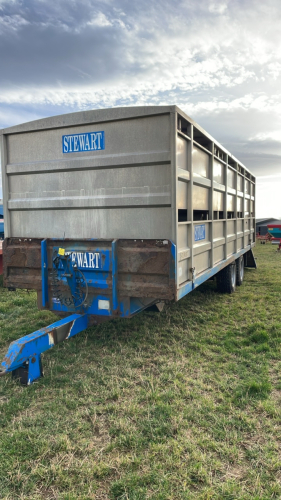 STEWART 26' LIVESTOCK TRAILER C/W DECKS