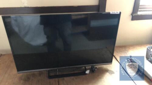 PANASONIC TV- REMOTE IN OFFICE