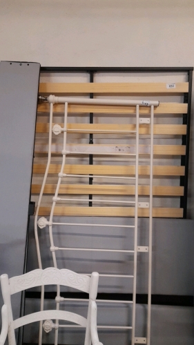 BED FRAME & KING SIZE BED